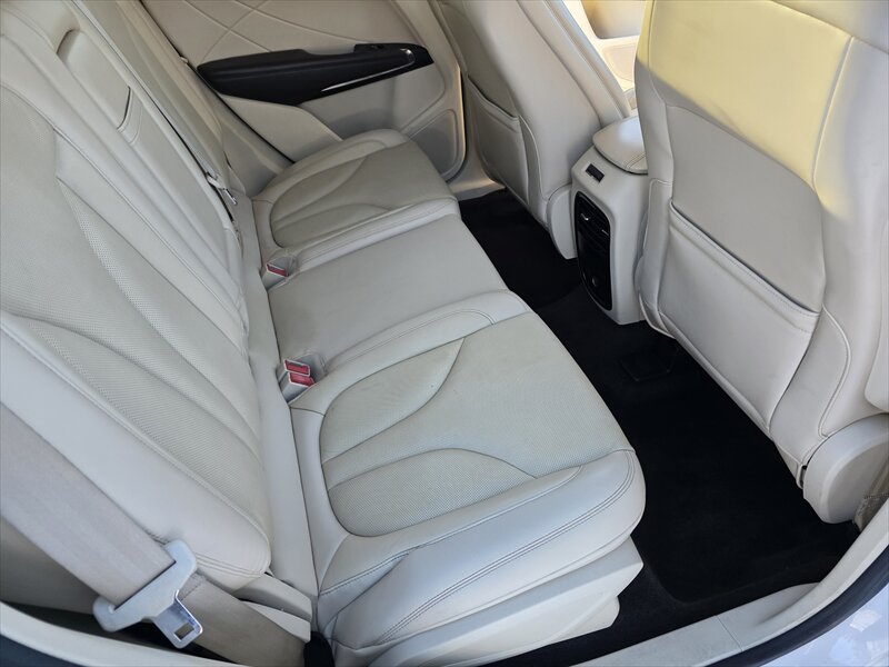 2015 Lincoln MKC - Photo 20 - Brainerd, MN 56401