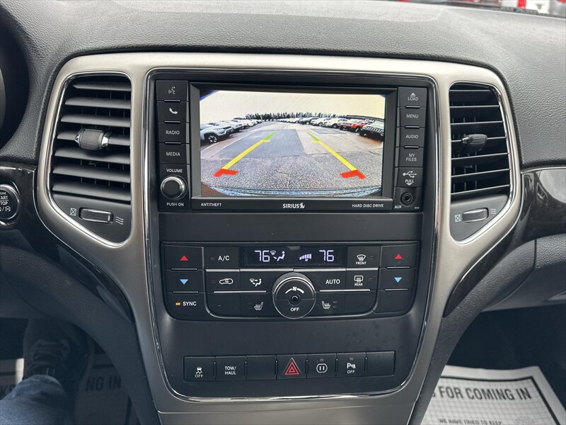 2012 Jeep Grand Cherokee Laredo X - Photo 11 - Brainerd, MN 56401