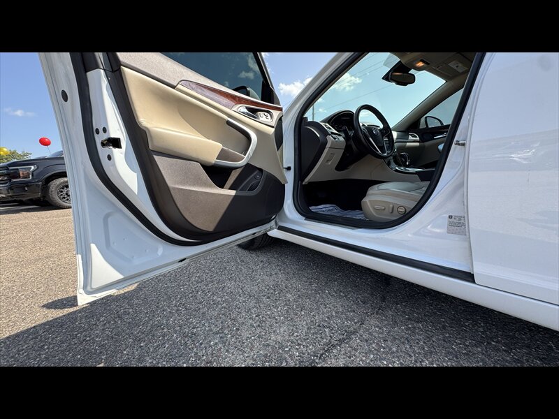 2016 Buick Regal - Photo 10 - Brainerd, MN 56401
