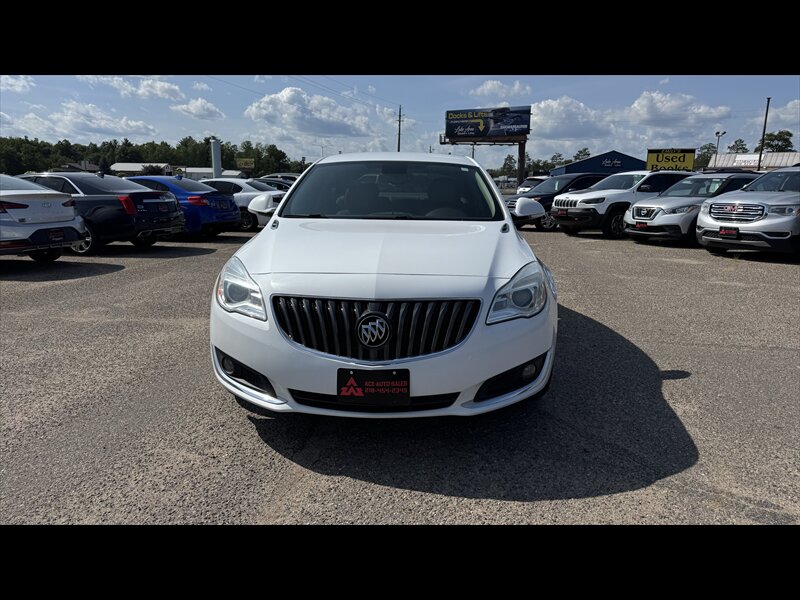 2016 Buick Regal - Photo 2 - Brainerd, MN 56401