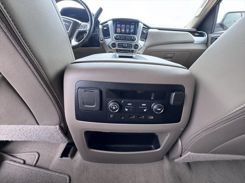 2019 GMC Yukon XL SLT - Photo 25 - Brainerd, MN 56401