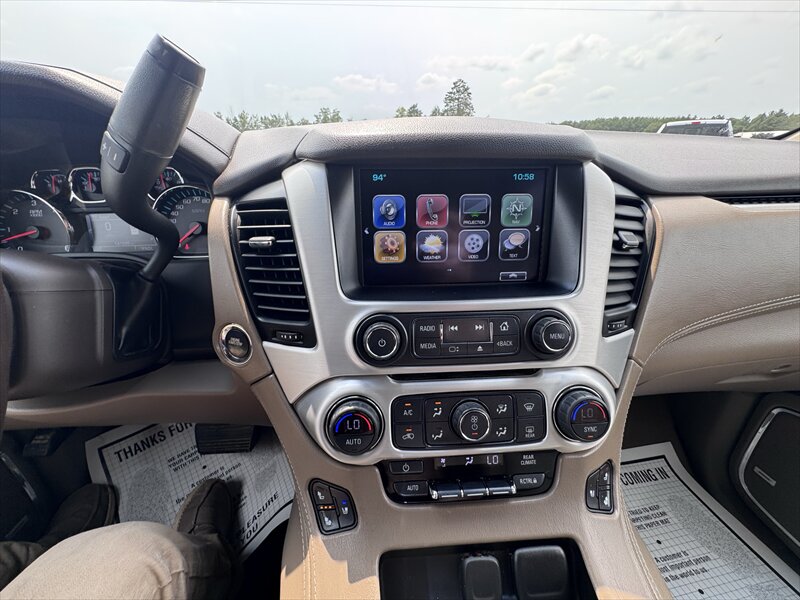 2019 GMC Yukon XL SLT - Photo 20 - Brainerd, MN 56401
