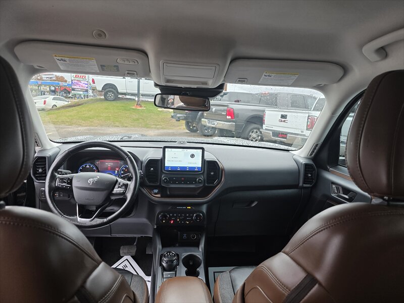 2022 Ford Bronco Outer Banks - Photo 12 - Brainerd, MN 56401