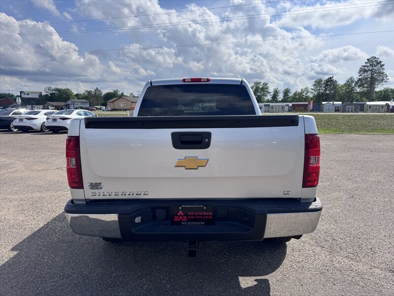 2013 Chevrolet Silverado 1500 LT - Photo 8 - Brainerd, MN 56401