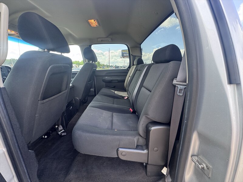 2013 Chevrolet Silverado 1500 LT - Photo 16 - Brainerd, MN 56401