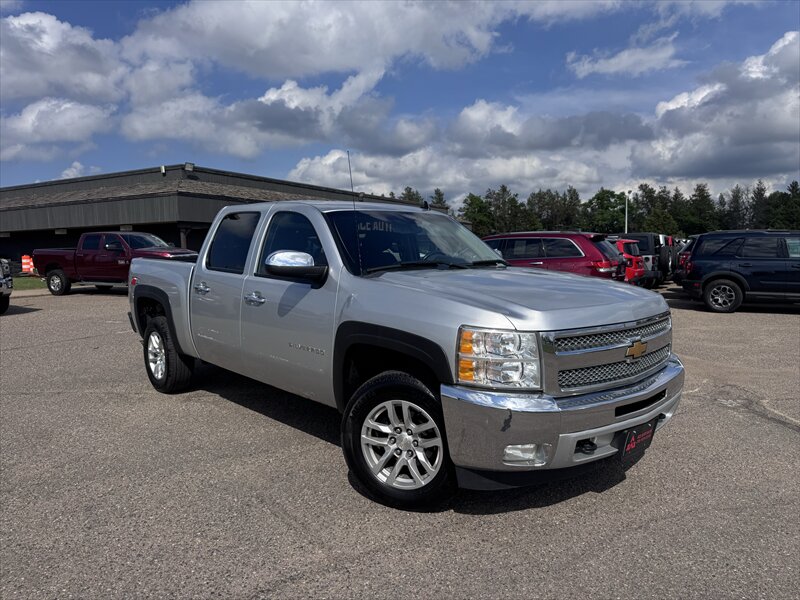 2013 Chevrolet Silverado 1500 LT - Photo 2 - Brainerd, MN 56401