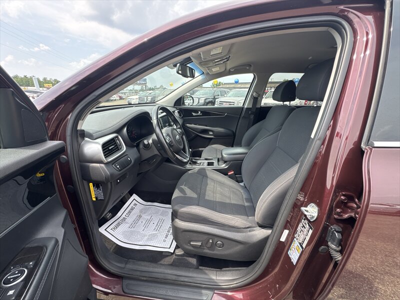 2018 Kia Sorento LX - Photo 12 - Brainerd, MN 56401