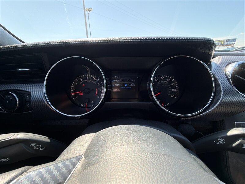 2017 Ford Mustang GT - Photo 18 - Brainerd, MN 56401
