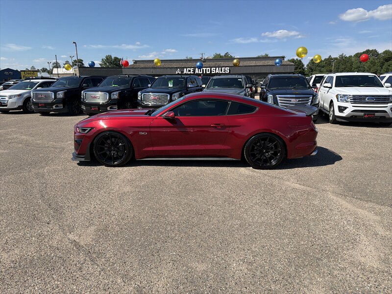 2017 Ford Mustang GT - Photo 6 - Brainerd, MN 56401