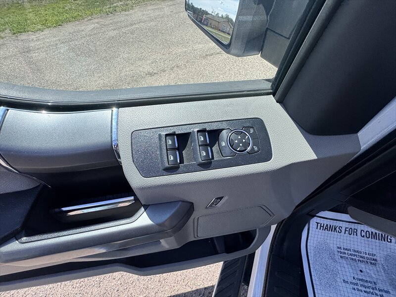 2019 Ford F-150 XLT - Photo 12 - Brainerd, MN 56401