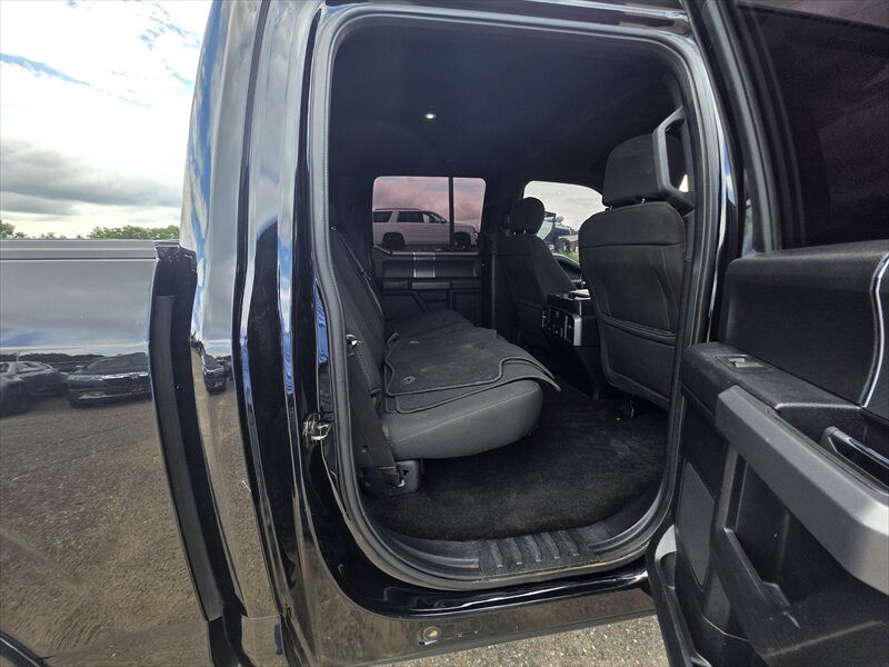 2018 Ford F-150 XLT - Photo 8 - Brainerd, MN 56401
