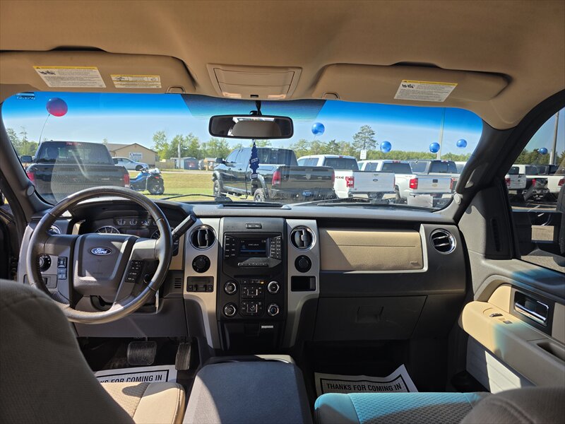 2014 Ford F-150 XLT photo 7