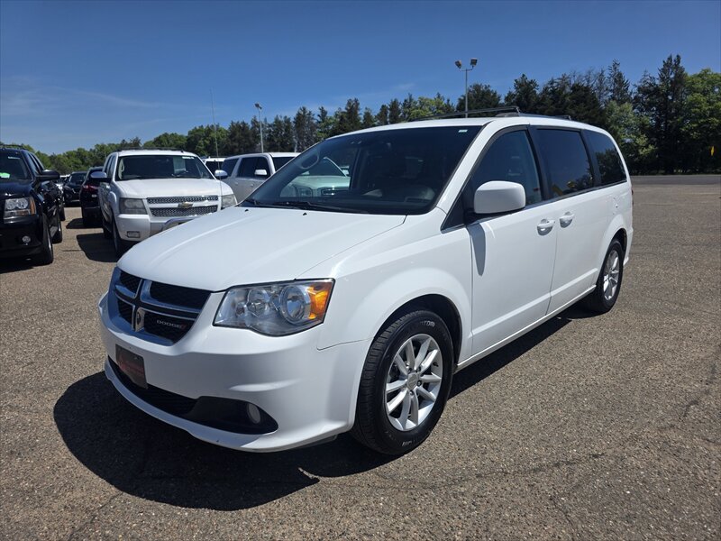 2019 Dodge Grand Caravan SXT   - Photo 1 - Brainerd, MN 56401