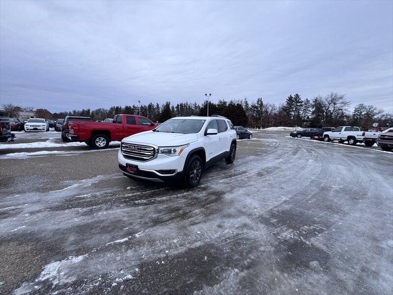 2019 GMC Acadia SLT-1   - Photo 1 - Brainerd, MN 56401