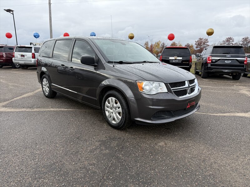2019 Dodge Grand Caravan SE - Photo 2 - Brainerd, MN 56401