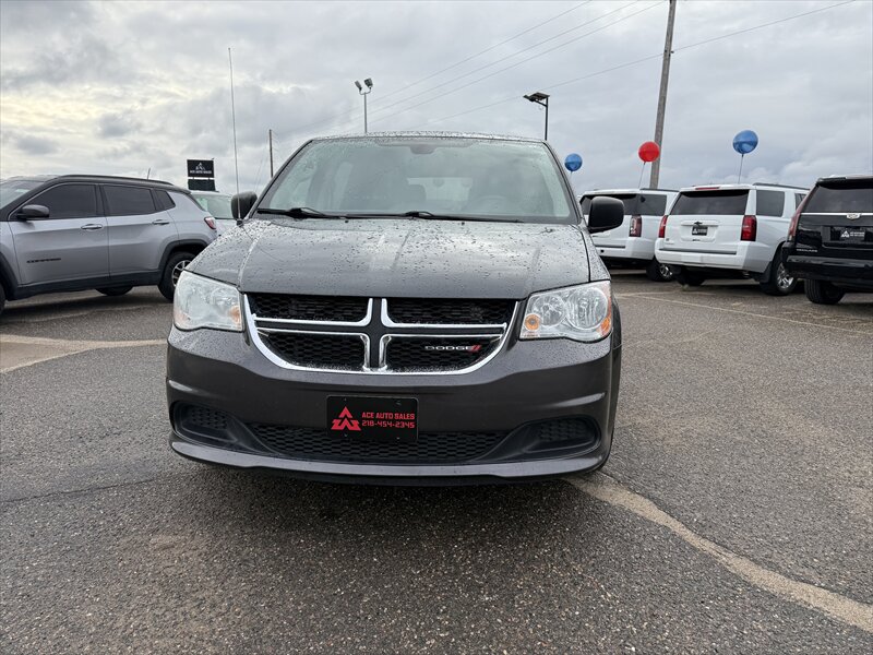 2019 Dodge Grand Caravan SE - Photo 3 - Brainerd, MN 56401