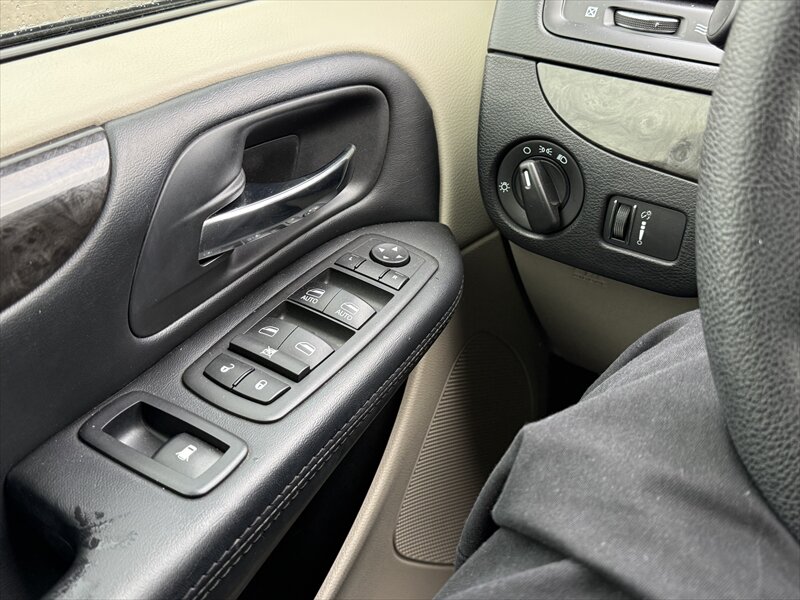 2019 Dodge Grand Caravan SE - Photo 11 - Brainerd, MN 56401