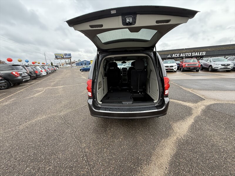 2019 Dodge Grand Caravan SE - Photo 19 - Brainerd, MN 56401