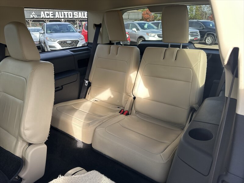 2014 Ford Flex SEL   - Photo 10 - Brainerd, MN 56401