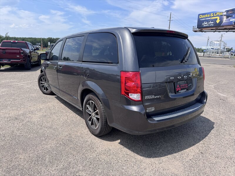 2019 Dodge Grand Caravan SE - Photo 3 - Brainerd, MN 56401