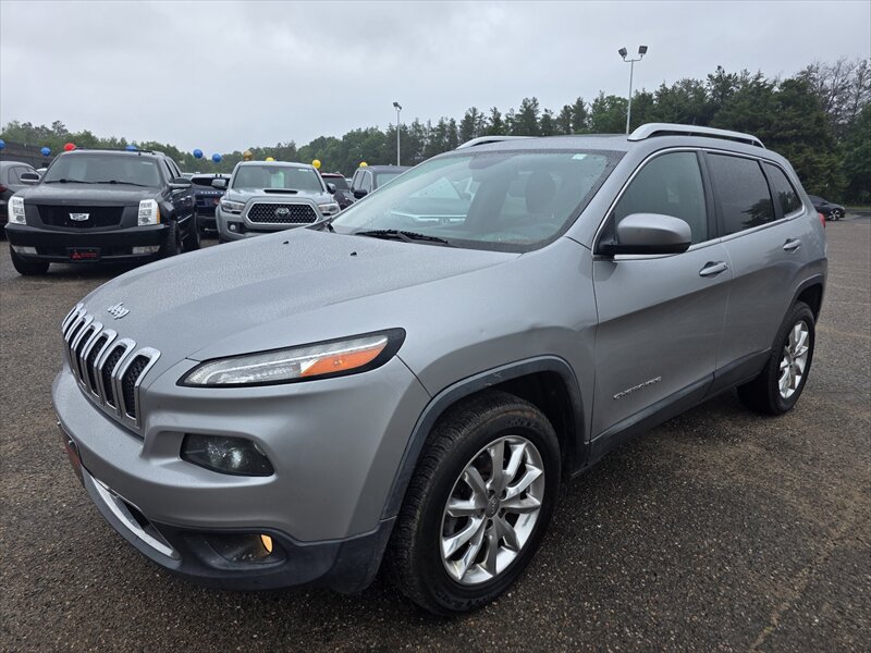 2015 Jeep Cherokee Limited   - Photo 1 - Brainerd, MN 56401