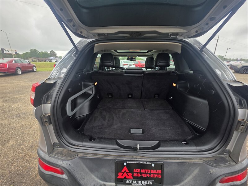 2015 Jeep Cherokee Limited - Photo 7 - Brainerd, MN 56401