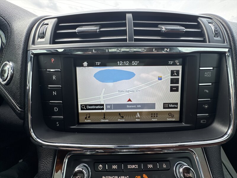 2017 Lincoln Continental Reserve - Photo 18 - Brainerd, MN 56401