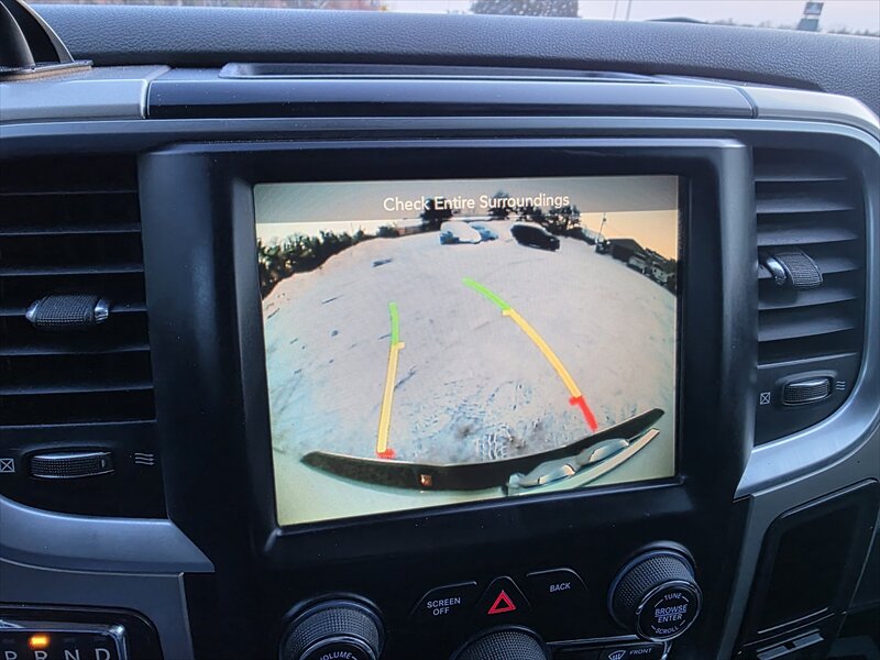 2016 RAM 1500 SLT - Photo 13 - Brainerd, MN 56401