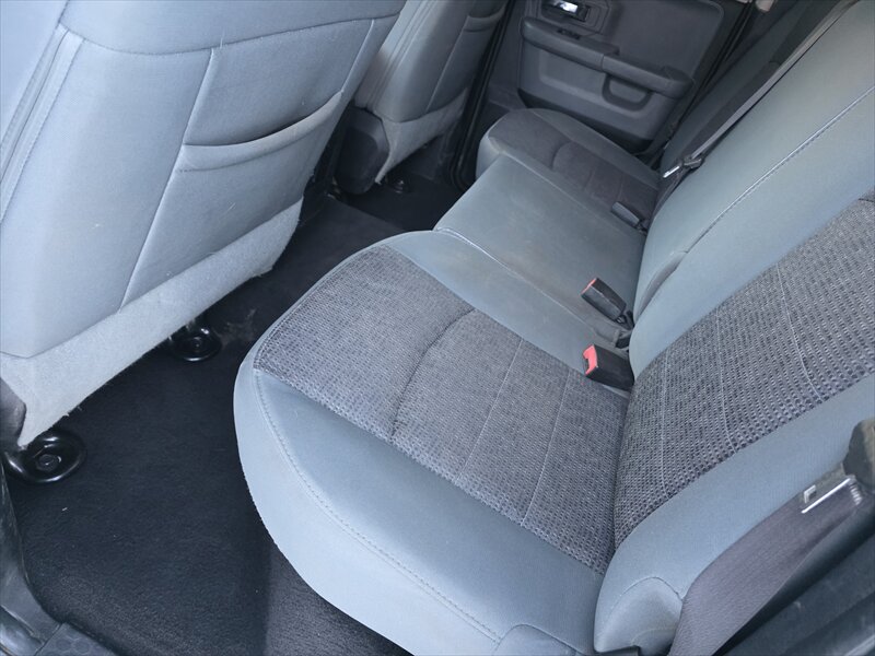 2016 RAM 1500 SLT - Photo 18 - Brainerd, MN 56401