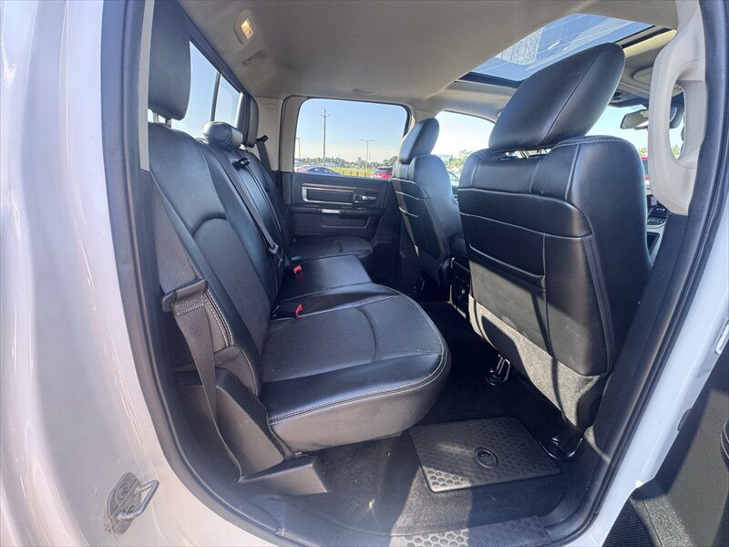 2013 RAM 1500 Laramie - Photo 11 - Brainerd, MN 56401