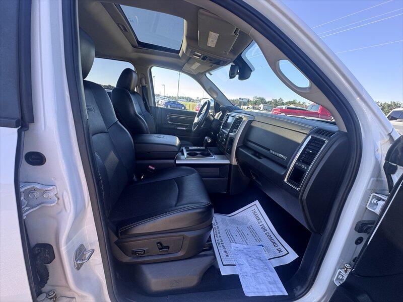 2013 RAM 1500 Laramie - Photo 15 - Brainerd, MN 56401