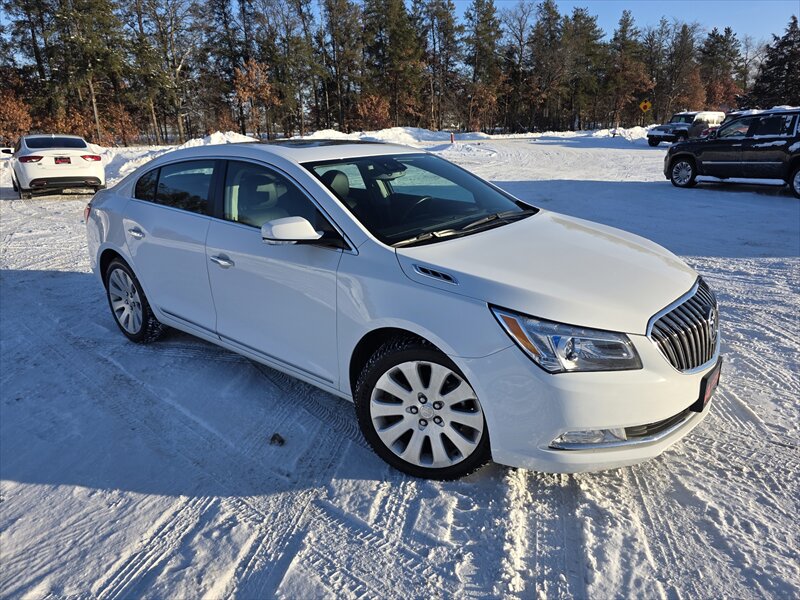 2014 Buick Lacrosse Premium I - Photo 3 - Brainerd, MN 56401