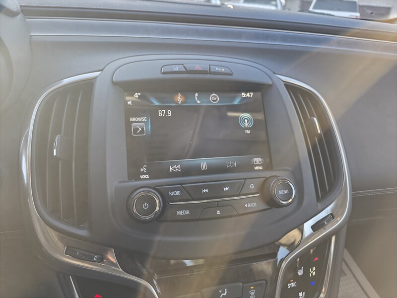 2014 Buick Lacrosse Premium I - Photo 20 - Brainerd, MN 56401