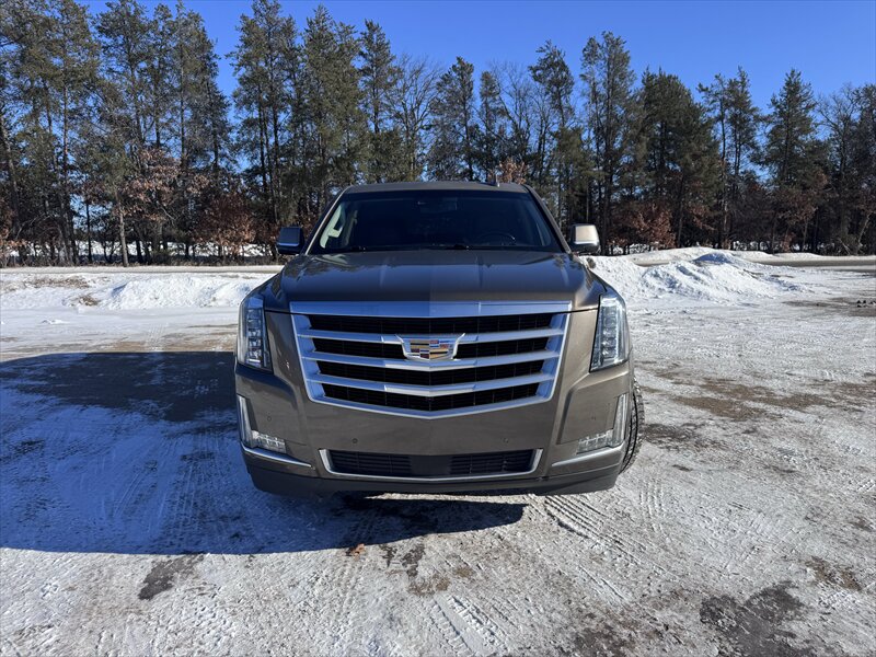 2016 Cadillac Escalade Premium Collection - Photo 5 - Brainerd, MN 56401