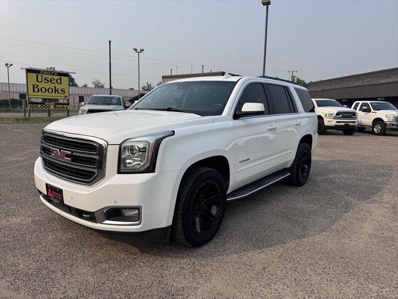 2019 GMC Yukon SLT   - Photo 1 - Brainerd, MN 56401