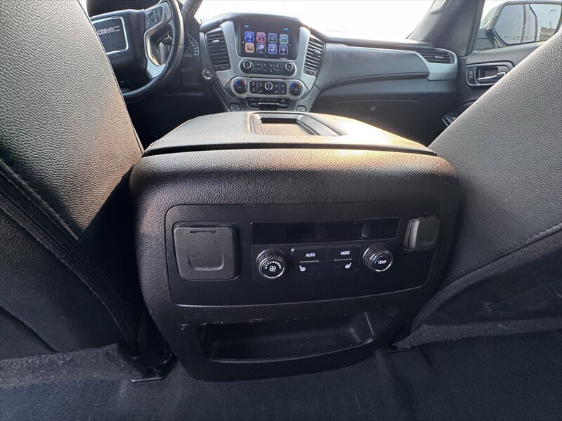 2019 GMC Yukon SLT - Photo 14 - Brainerd, MN 56401