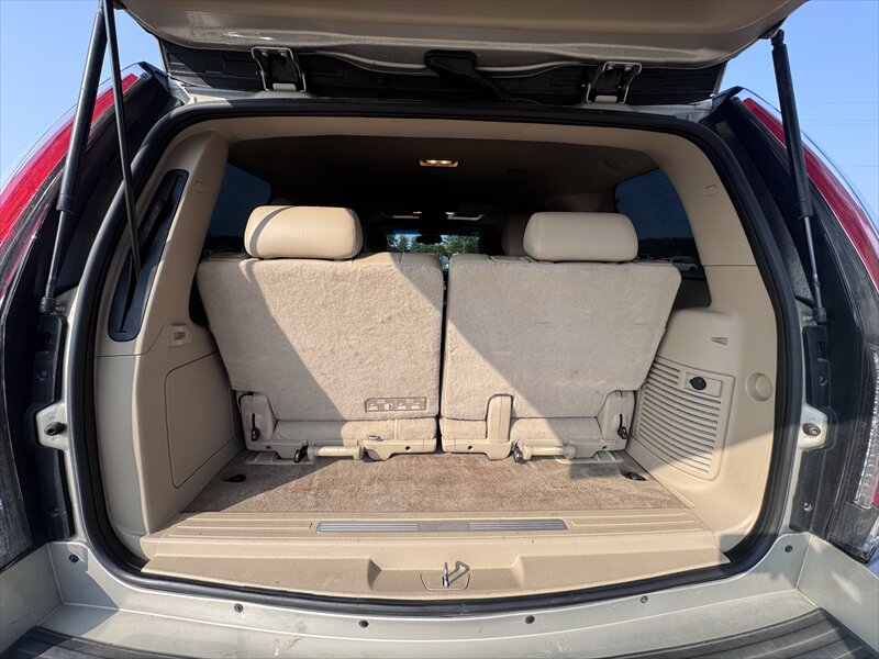 2013 Cadillac Escalade Premium - Photo 25 - Brainerd, MN 56401