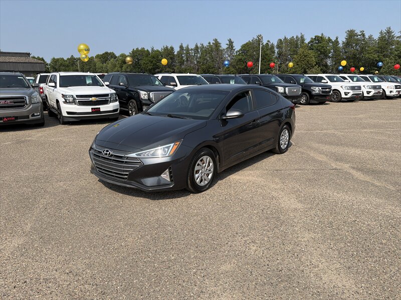 2020 Hyundai ELANTRA SE   - Photo 1 - Brainerd, MN 56401