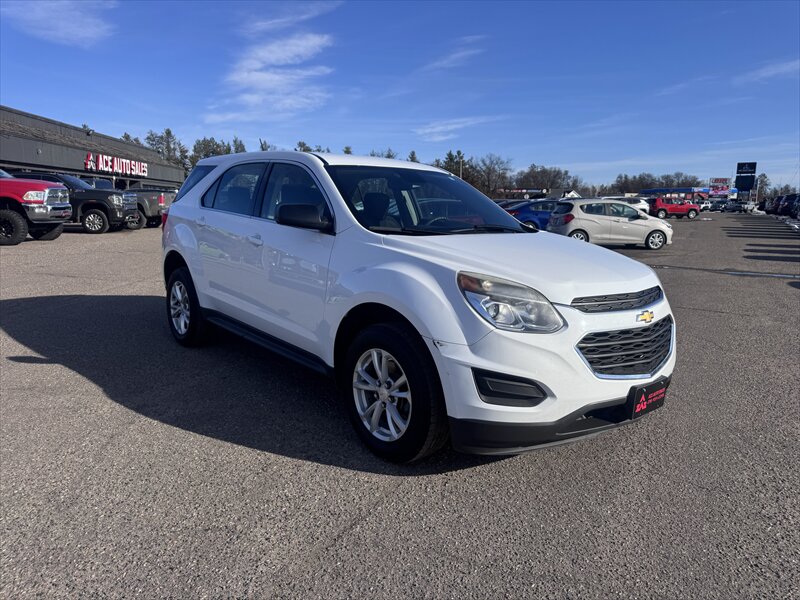 2017 Chevrolet Equinox LS  
