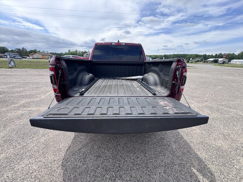 2020 RAM 1500 Laramie - Photo 9 - Brainerd, MN 56401