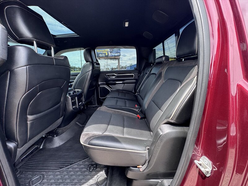 2020 RAM 1500 Laramie - Photo 11 - Brainerd, MN 56401