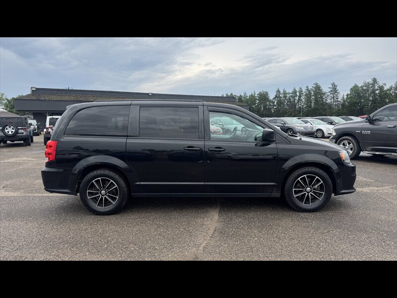 2018 Dodge Grand Caravan GT - Photo 4 - Brainerd, MN 56401