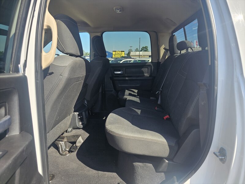 2019 RAM 2500 Tradesman - Photo 15 - Brainerd, MN 56401
