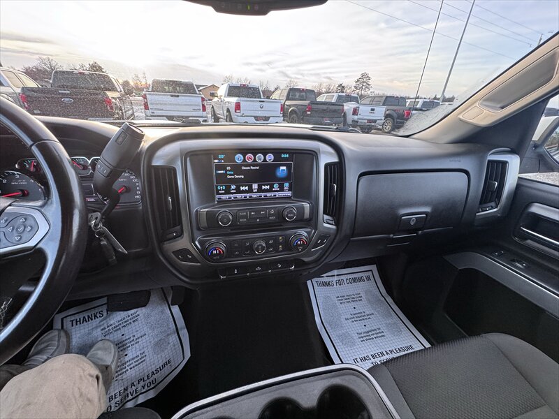 2018 Chevrolet Silverado 1500 LT - Photo 17 - Brainerd, MN 56401