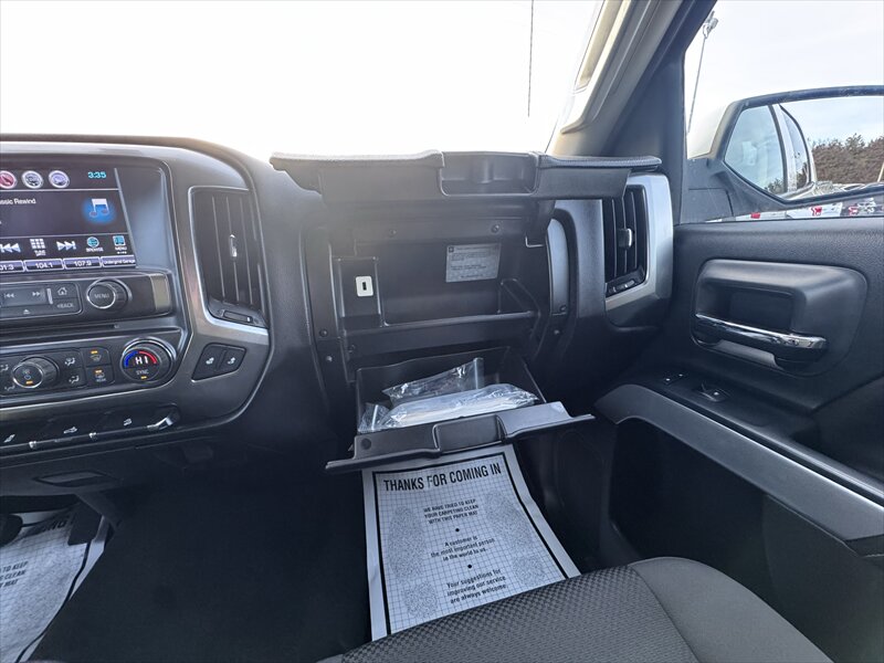 2018 Chevrolet Silverado 1500 LT - Photo 16 - Brainerd, MN 56401