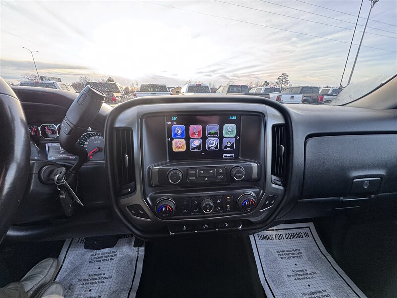 2018 Chevrolet Silverado 1500 LT - Photo 14 - Brainerd, MN 56401
