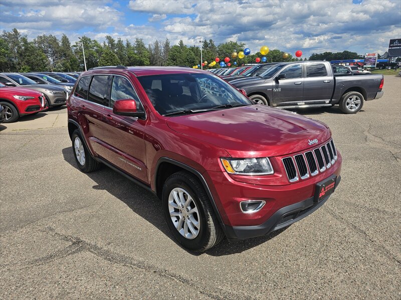 2015 Jeep Grand Cherokee Laredo - Photo 2 - Brainerd, MN 56401