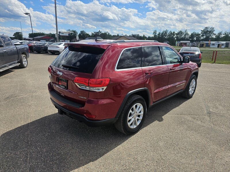 2015 Jeep Grand Cherokee Laredo - Photo 4 - Brainerd, MN 56401