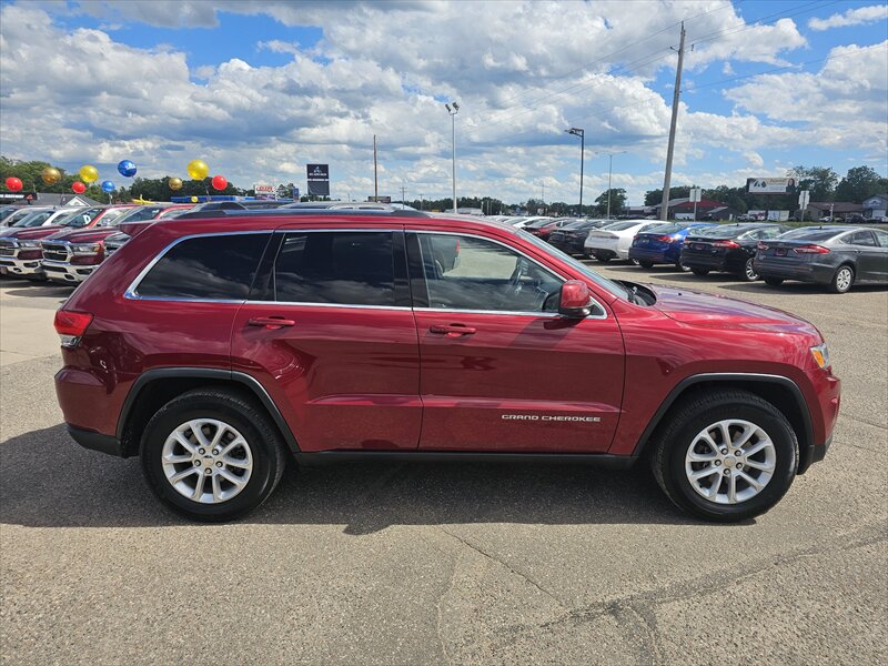 2015 Jeep Grand Cherokee Laredo - Photo 8 - Brainerd, MN 56401