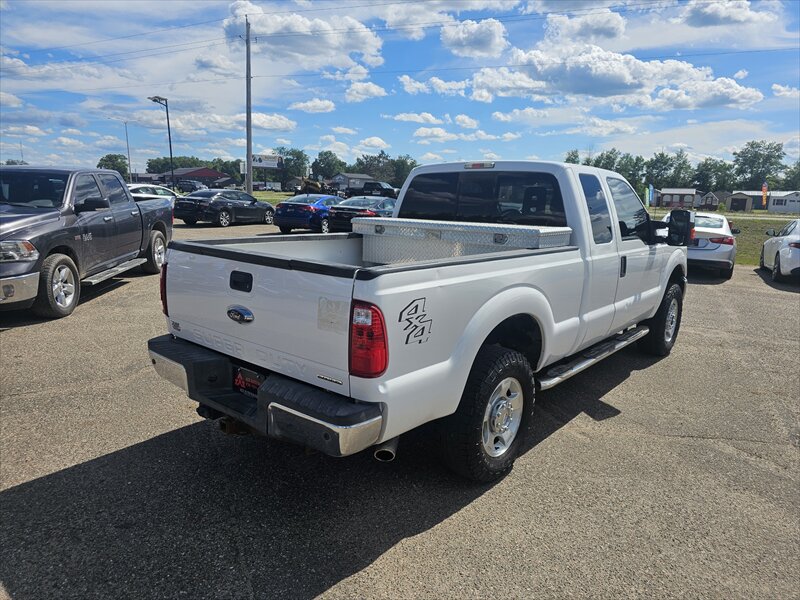 2015 Ford F-250 Super Duty XLT - Photo 4 - Brainerd, MN 56401